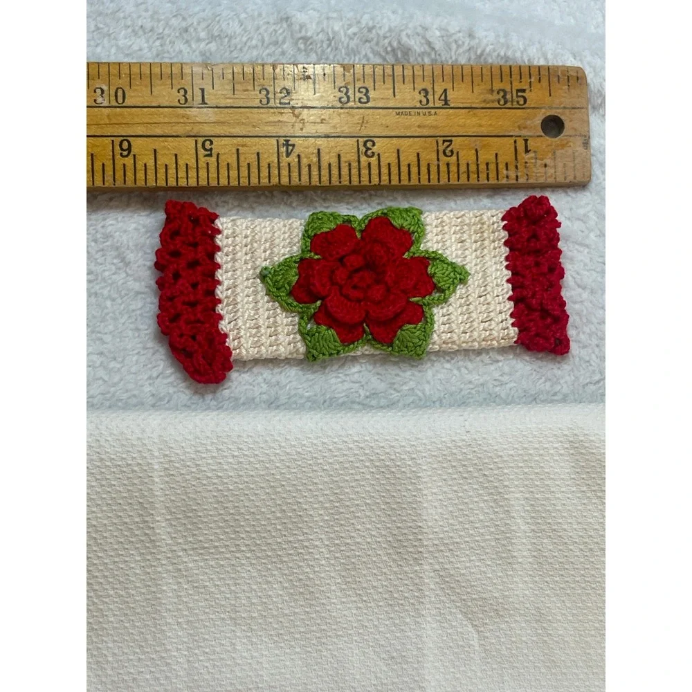 Handmade Crochet Kitchen Set Red Rose Floral Table Runner Potholders 4pc Vintage